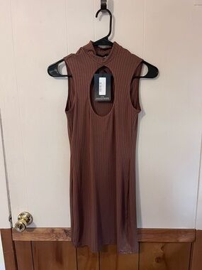 PrettyLittleThing Ribbed Sleeveless Mini Dress with Front Keyhole - Brown